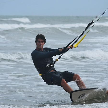 Source Kiteboarding/Lodge Phan Thiet Exteriör bild