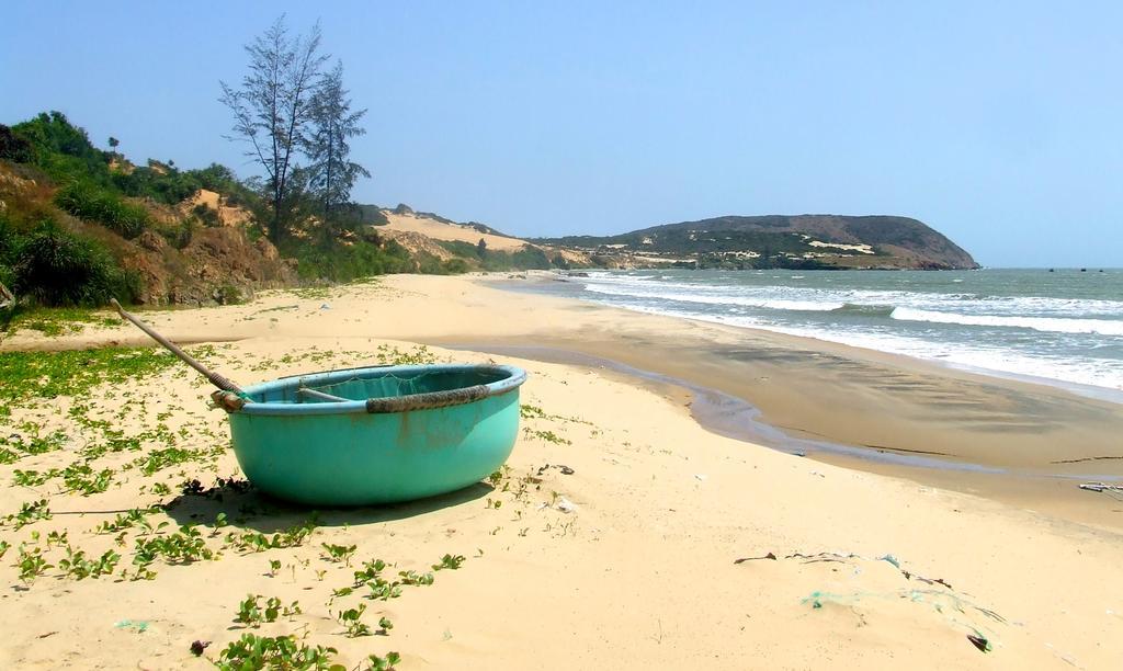 Source Kiteboarding/Lodge Phan Thiet Exteriör bild